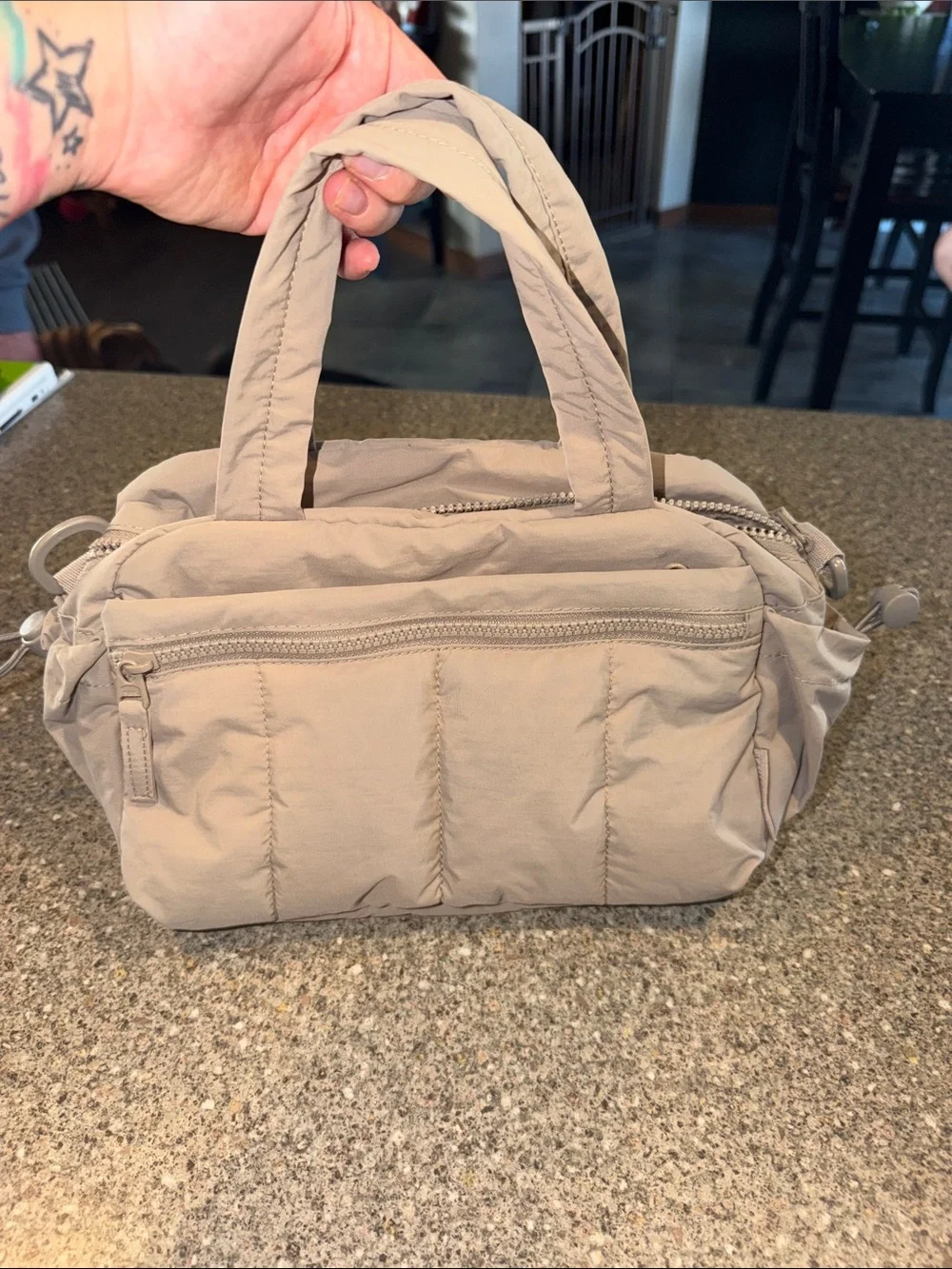 Bagsmart Everyday Quilted Tote in Light Beige